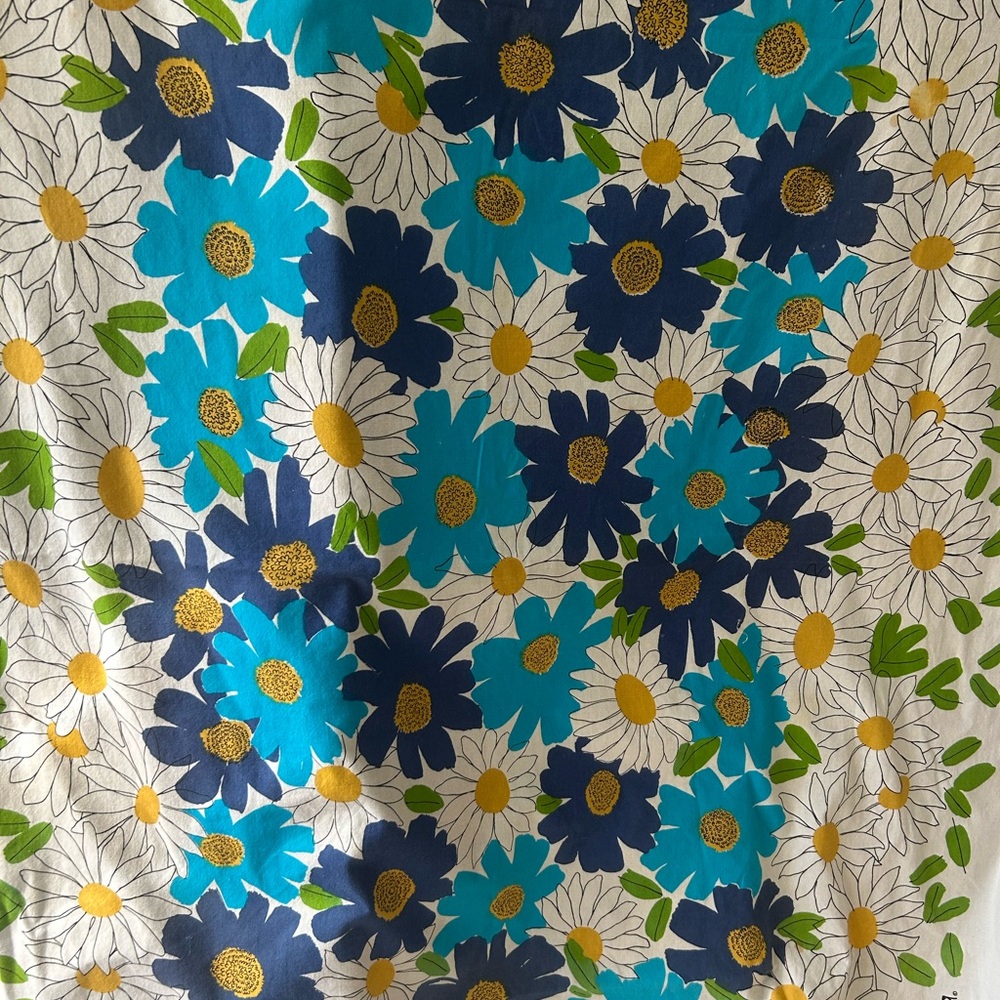 Vintage Vera Neumann DaisiesTablecloth 60x40 Spring Summer Flowers